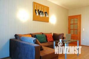 3-к квартира, посуточно, 98м2, 1/5 этаж