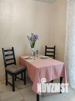 1-к квартира, посуточно, 42м2, 4/8 этаж