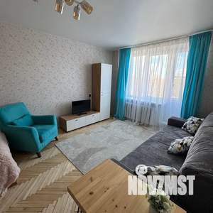 1-к квартира, посуточно, 33м2, 6/9 этаж