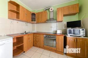 1-к квартира, на длительный срок, 54м2, 3/6 этаж