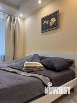 1-к квартира, посуточно, 37м2, 1/4 этаж