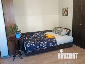 2-к квартира, посуточно, 40м2, 1/2 этаж