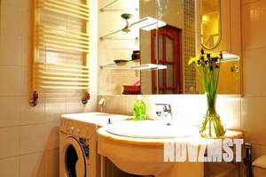 3-к квартира, посуточно, 98м2, 1/5 этаж