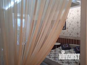 Студия квартира, посуточно, 30м2, 4/9 этаж