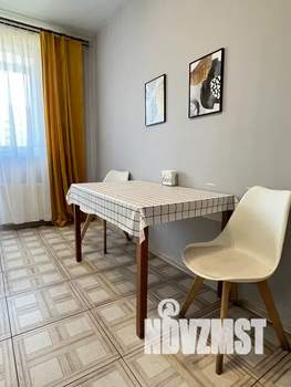 1-к квартира, посуточно, 42м2, 1/5 этаж