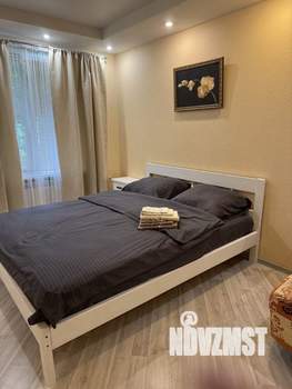 1-к квартира, посуточно, 37м2, 1/4 этаж