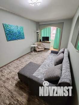 1-к квартира, посуточно, 37м2, 2/4 этаж