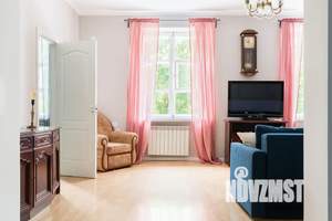 3-к квартира, посуточно, 100м2, 3/3 этаж