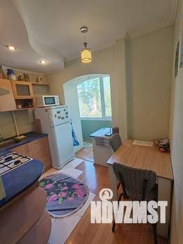 1-к квартира, посуточно, 37м2, 2/4 этаж