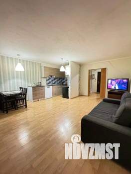 3-к квартира, посуточно, 65м2, 1/1 этаж