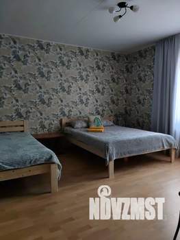 3-к квартира, посуточно, 80м2, 2/4 этаж