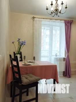 1-к квартира, посуточно, 42м2, 4/8 этаж