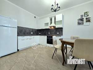 3-к квартира, на длительный срок, 90м2, 4/5 этаж