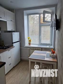 1-к квартира, посуточно, 32м2, 3/5 этаж