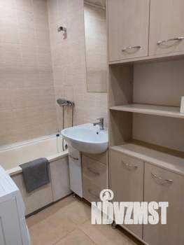 1-к квартира, посуточно, 44м2, 1/1 этаж