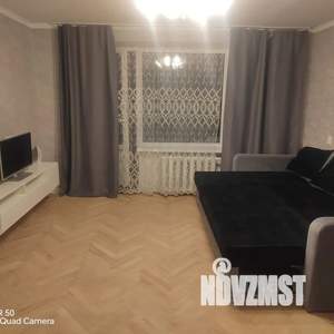 1-к квартира, посуточно, 50м2, 3/5 этаж