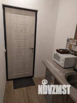 Студия квартира, посуточно, 13м2, 1/3 этаж