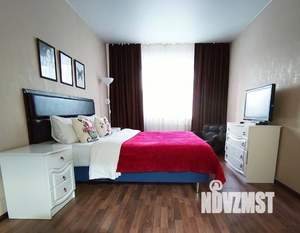 1-к квартира, посуточно, 42м2, 1/1 этаж