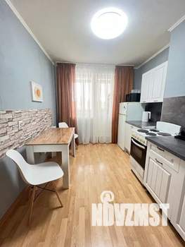 1-к квартира, посуточно, 38м2, 3/4 этаж