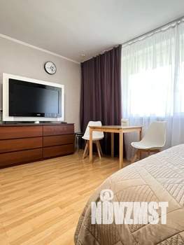 Студия квартира, посуточно, 35м2, 3/4 этаж