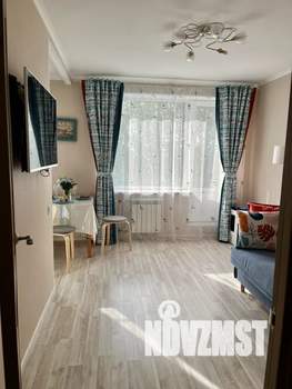 1-к квартира, посуточно, 43м2, 5/5 этаж