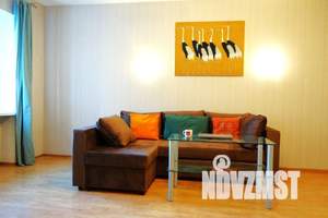 3-к квартира, посуточно, 98м2, 1/5 этаж