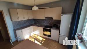 3-к квартира, вторичка, 77м2, 1/2 этаж