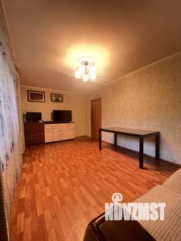 2-к квартира, вторичка, 43м2, 1/5 этаж