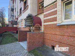 4-к квартира, вторичка, 109м2, 2/5 этаж