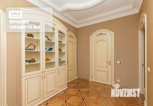 4-к квартира, вторичка, 137м2, 1/4 этаж