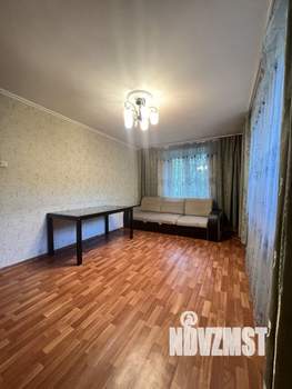 2-к квартира, вторичка, 43м2, 1/5 этаж