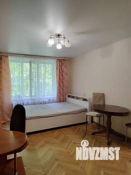2-к квартира, вторичка, 42м2, 1/5 этаж