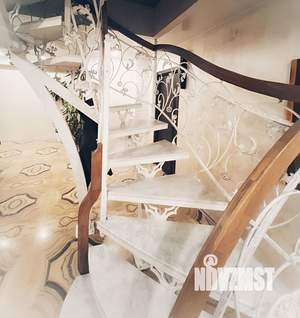 2-к квартира, вторичка, 95м2, 10/10 этаж