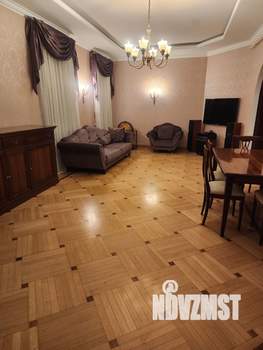 3-к квартира, вторичка, 105м2, 3/3 этаж