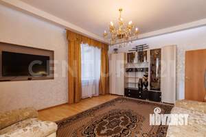 4-к квартира, вторичка, 104м2, 1/2 этаж