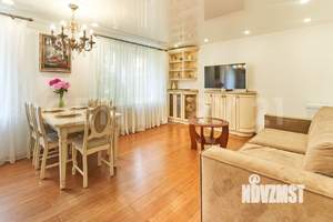 2-к квартира, вторичка, 54м2, 1/3 этаж
