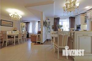 3-к квартира, вторичка, 105м2, 3/5 этаж