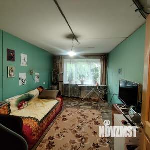 3-к квартира, вторичка, 65м2, 1/4 этаж