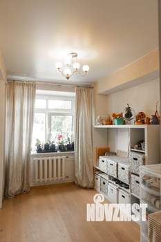 4-к квартира, вторичка, 94м2, 4/4 этаж