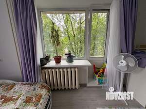 2-к квартира, вторичка, 42м2, 3/5 этаж