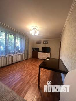 2-к квартира, вторичка, 43м2, 1/5 этаж