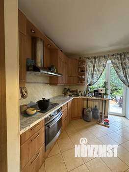 6-к квартира, вторичка, 220м2, 1/3 этаж