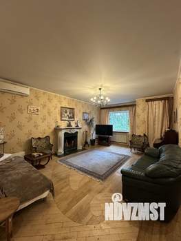 6-к квартира, вторичка, 220м2, 1/3 этаж