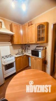 2-к квартира, вторичка, 43м2, 1/4 этаж
