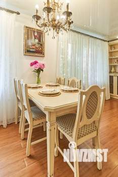 2-к квартира, вторичка, 54м2, 1/3 этаж