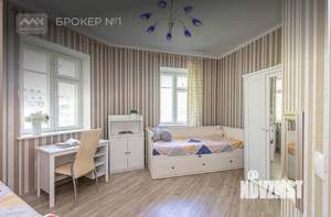 4-к квартира, вторичка, 218м2, 1/2 этаж