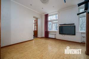 4-к квартира, вторичка, 102м2, 2/3 этаж