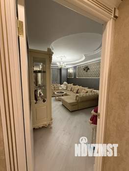 3-к квартира, вторичка, 102м2, 2/10 этаж