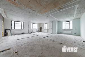 4-к квартира, вторичка, 154м2, 2/4 этаж