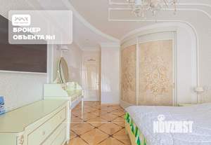 4-к квартира, вторичка, 137м2, 1/4 этаж